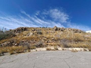 TERRENO EN VENTA EN FRACC. LOMAS ALTAS V EN CHIHUAHUA, CHIH