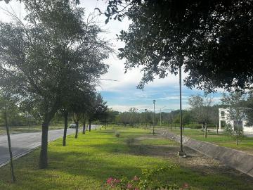 Terreno en Venta en Fraccionamiento Privado en Cadereyta