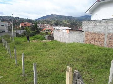 Terreno en venta en Gualaceo Junto al Mercado Nuevo