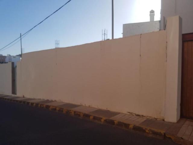 Terreno en venta en Ingenio, Avenida de america