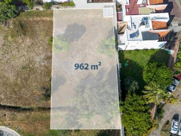 Terreno en venta en Jacarandas