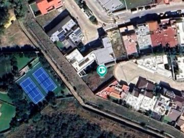 Terreno en Venta en Jardines del campestre, dentro de privada