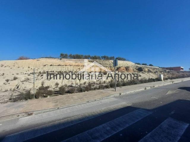 Terreno en Venta en Lucena