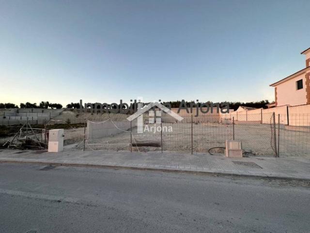 Terreno en Venta en Lucena