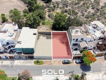 Terreno en venta de 214m2 en La Molina