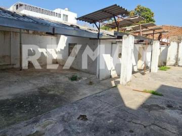 Terreno en Venta en La Guadalupana 4