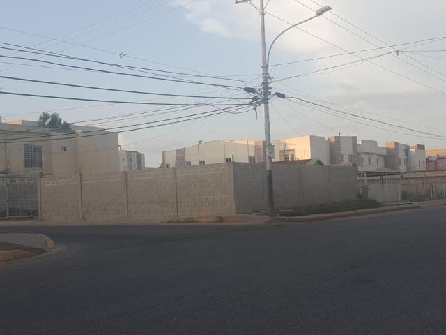 Terreno en Venta en La 'L', Ciudad Ojeda