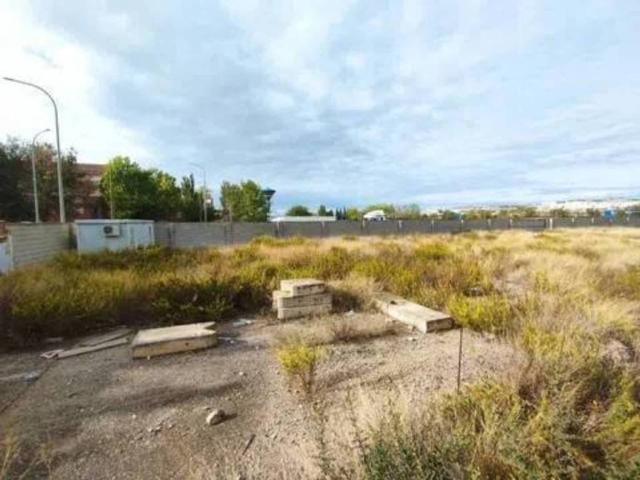 Terreno en Venta en La Puebla de Alfindén