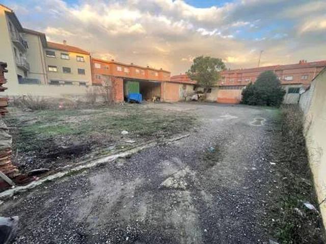 Terreno en Venta en La Puebla de Alfindén