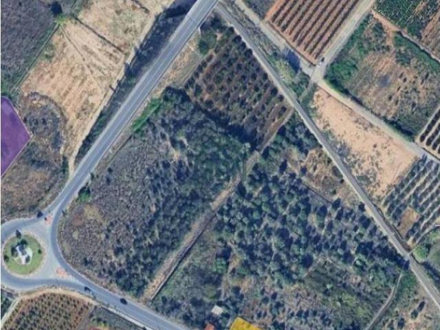 Terreno en Venta en La Pobla de Vallbona