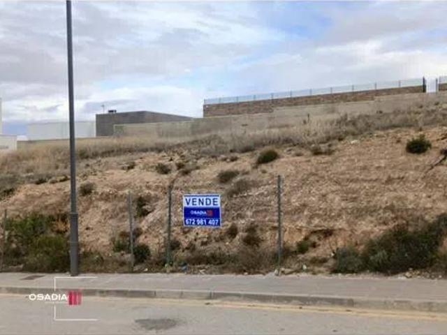 Terreno en Venta en La Zubia