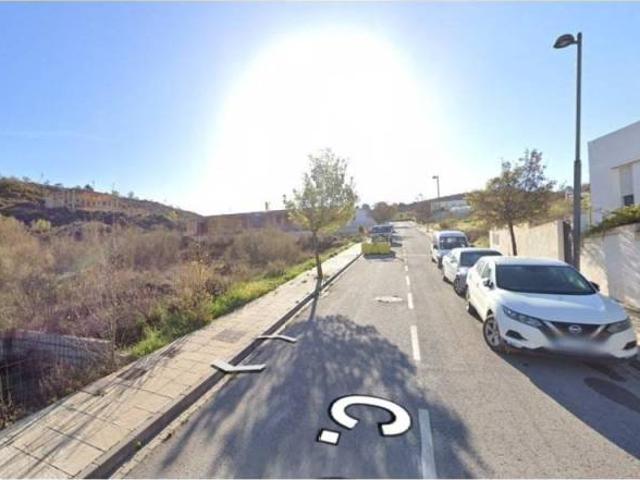 Terreno en Venta en La Zubia