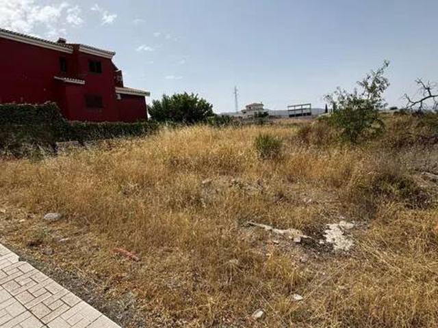 Terreno en Venta en La Zubia