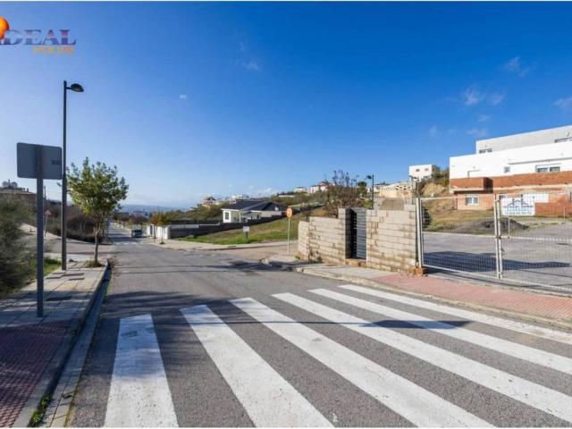 Terreno en Venta en La Zubia