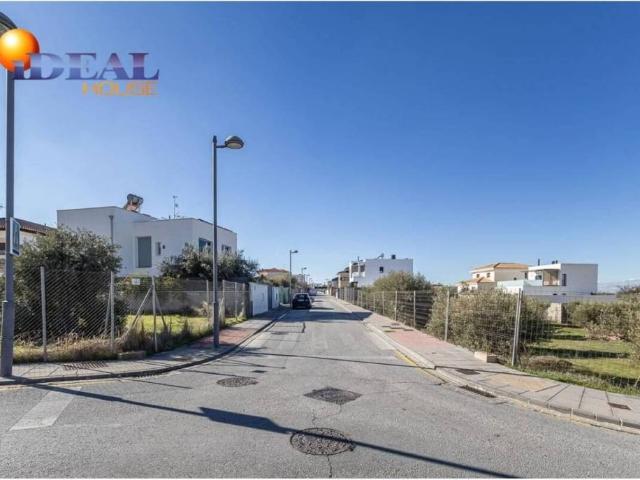 Terreno en Venta en La Zubia