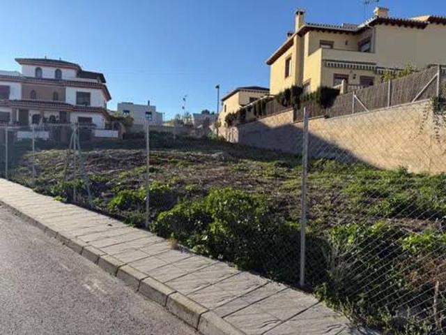 Terreno en Venta en La Zubia