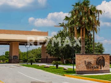 TERRENO EN VENTA EN LAS TROJES