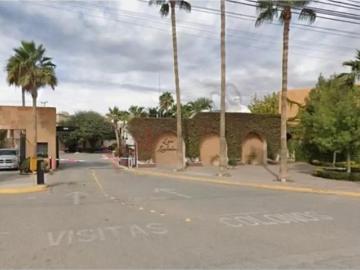 Terreno en venta en Las Isabeles, Torreón Ideal para Uso Residencial