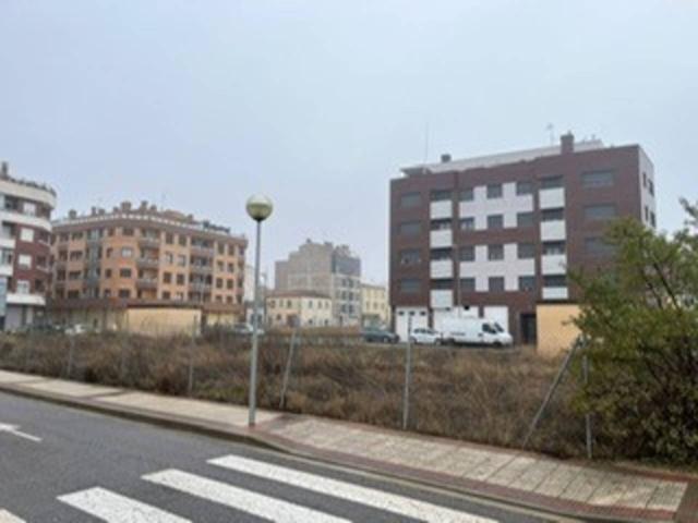 Terreno en venta en Lardero