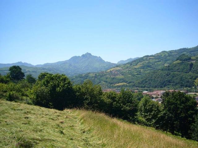 Terreno en Venta en Laviana