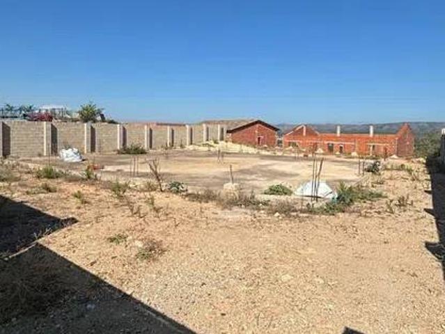 Terreno en Venta en L'Ènova