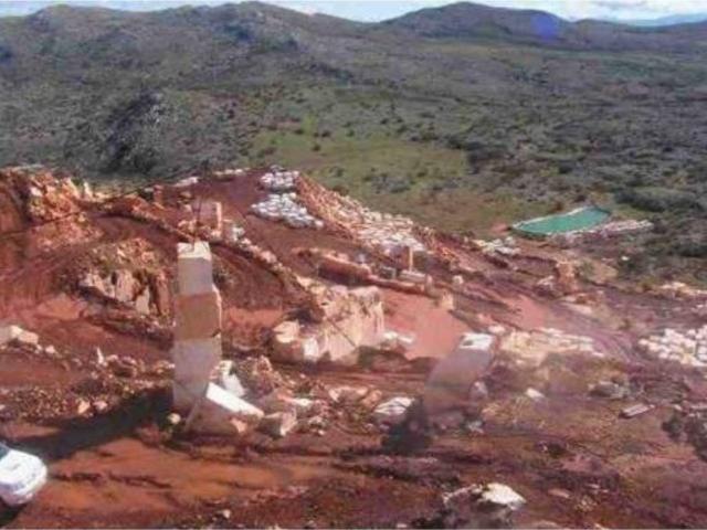 Terreno en Venta en Loja