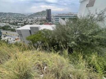 TERRENO EN VENTA EN LOMAS DE MONTECRISTO