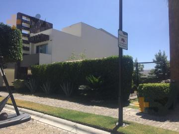 Terreno En Venta En Lomas De Angelopolis Cluster 999