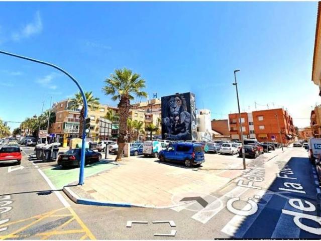Terreno en Venta en Los Alcázares