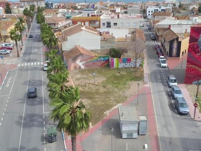 Terreno en venta en Los Alcázares, Centro