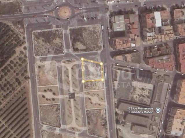 Terreno en Venta en Los Montesinos