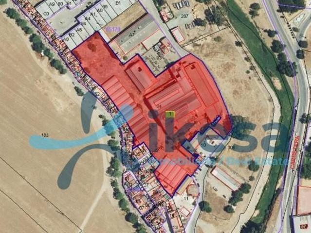 Nave industrial en venta en Lora del Río, Andalucia