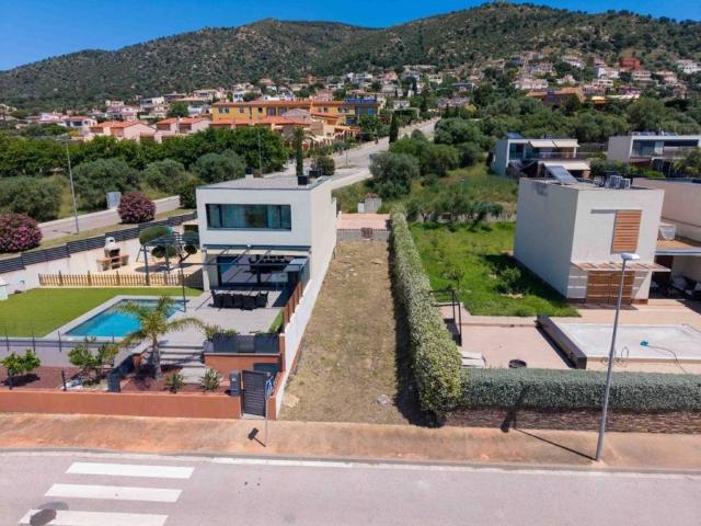 Terreno en Venta en Palau Saverdera