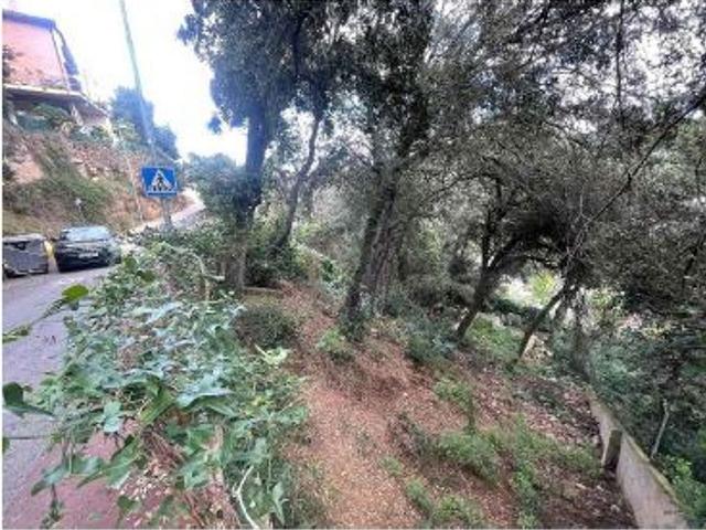 Terreno en venta en paseo De la Vimetera, Barcelona, de 260 m² por 180.000