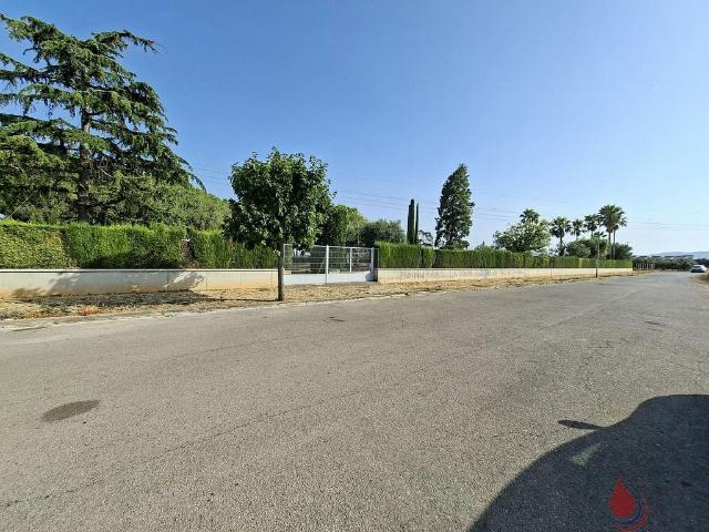 Terreno en venta en paseo Del Tarragonès, Llorenç del Penedès, de 3.016 m² por 245.000