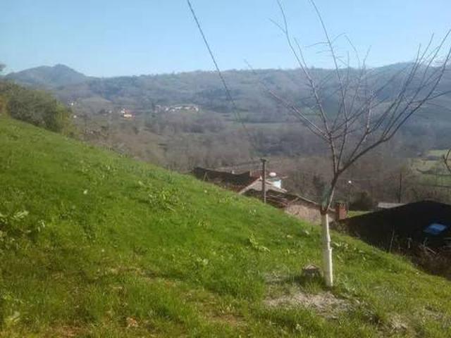 Terreno en Venta en Parres