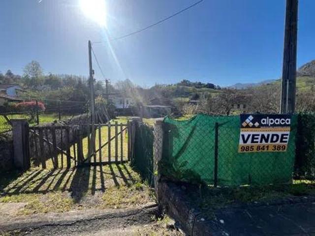 Terreno en Venta en Parres