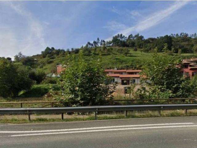 Terreno en Venta en Parres