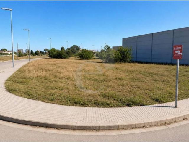 Terreno en Venta en Paterna