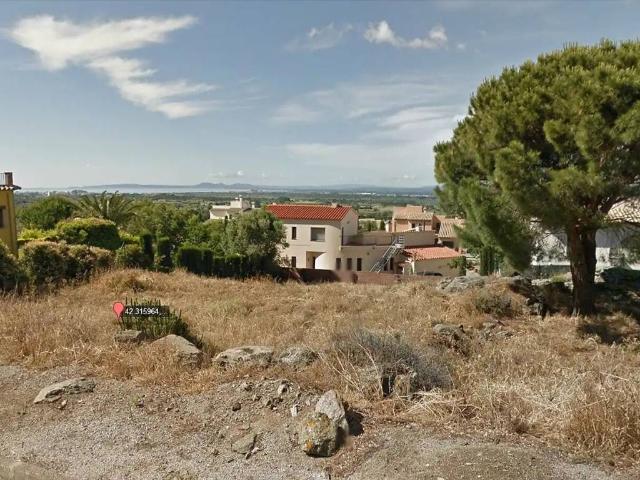 Terreno en Venta en Pau