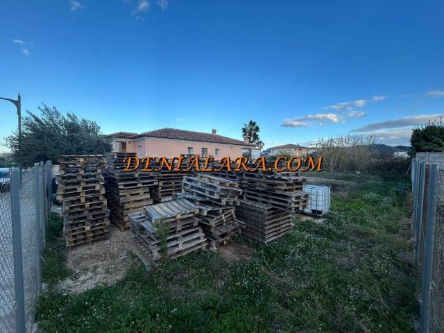 Terreno en Venta en Pego