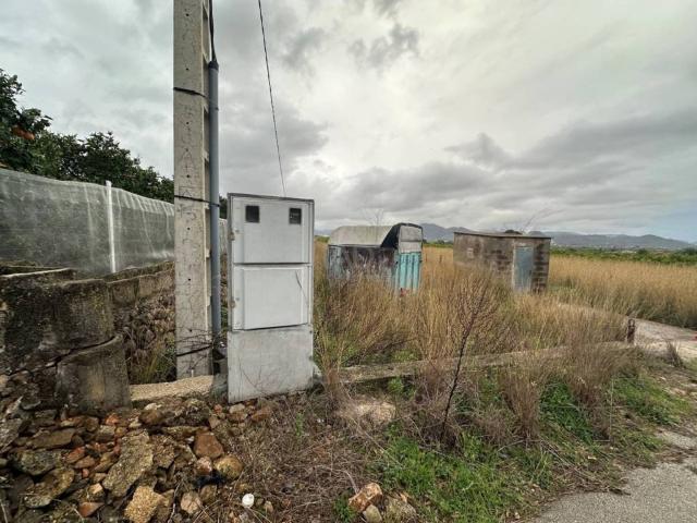 Terreno en Venta en Pego