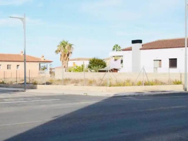 Terreno en Venta en Pego