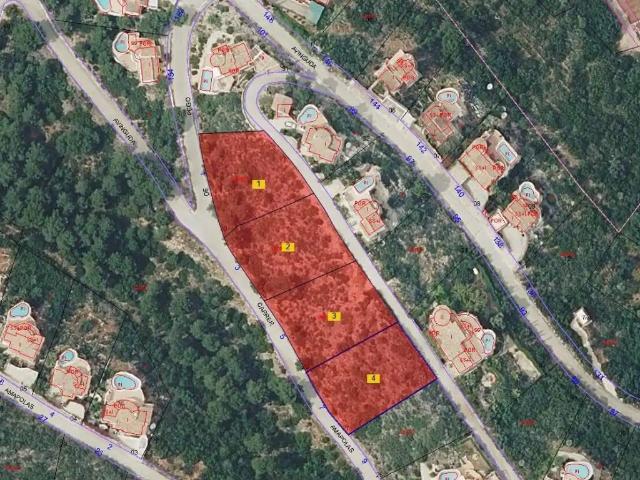 Terreno en Venta en Pego