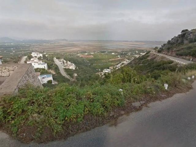 Terreno en Venta en Pego