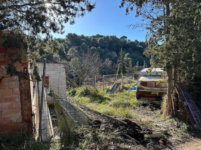 Terreno en venta en Piera, de 832 m² por 8.000