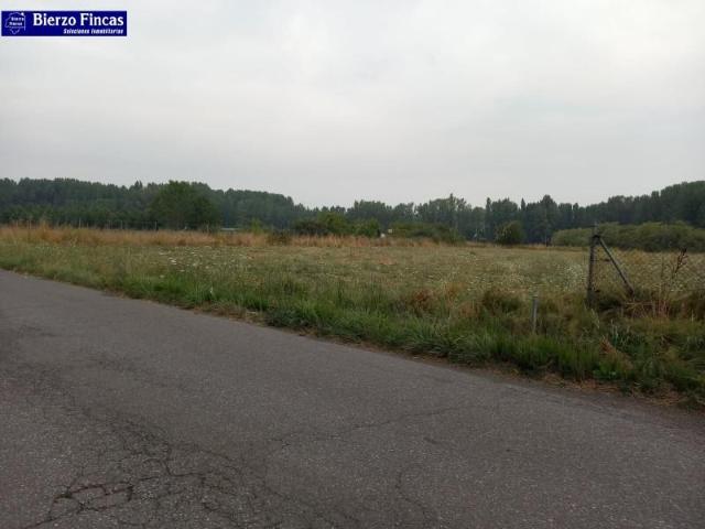 Terreno en venta en Ponferrada, Fuentes nuevas