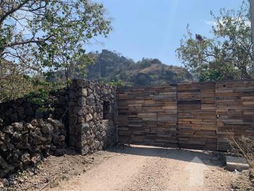 Terreno en Venta en Privada con Seguridad en Tepoztl?n Morelos con Vista Panor?mica