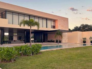 TERRENO EN VENTA EN PRIVADA EN LA ZONA COUNTRY