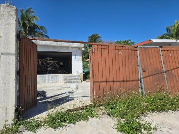 TERRENO EN VENTA EN PROGRESO, YUCALPETEN A 250 METROS DEL MAR